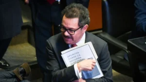 04fe512ea30e40b2b991853951128d9a