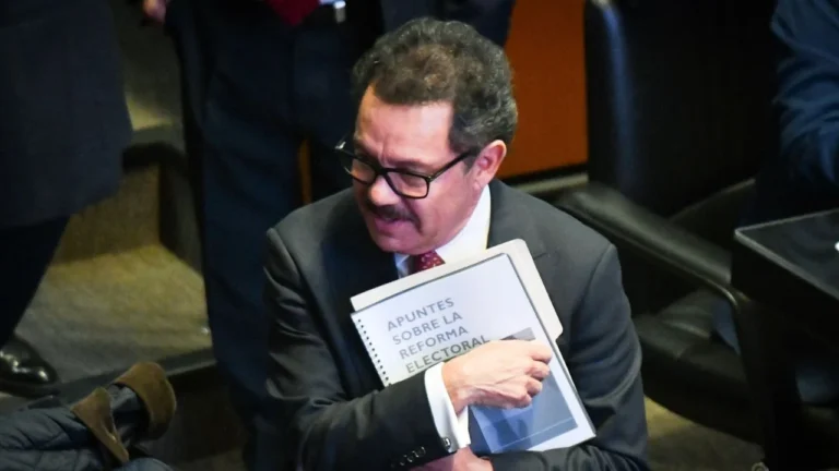 04fe512ea30e40b2b991853951128d9a