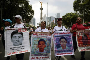 La ONU-DH pide al Gobierno de México "entregar toda la información" sobre Ayotzinapa