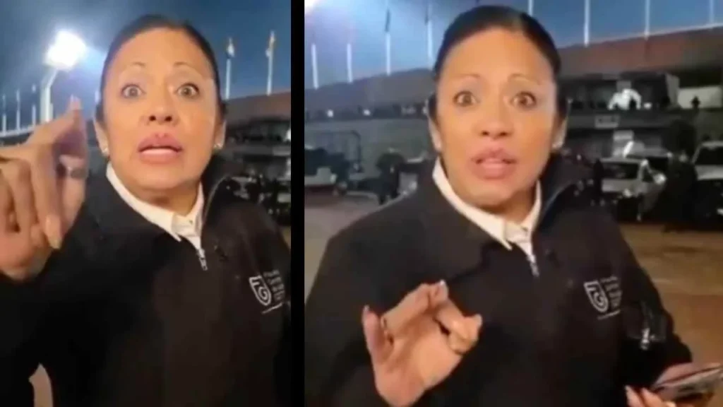 b7c3fe71241c4a4d9702a223a880735d