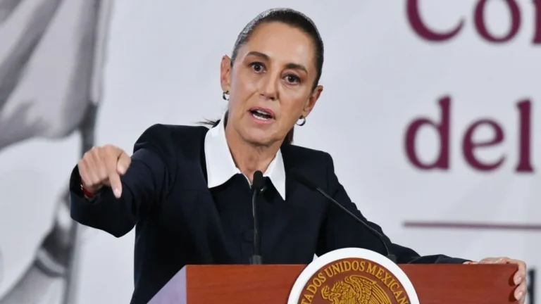 c8bab58bf53f4136bdbef79b77785776