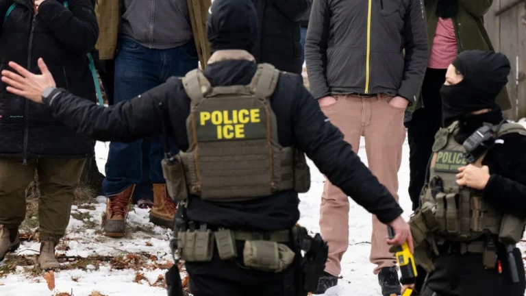 dc4b99271ecb41d491492853a3cad171