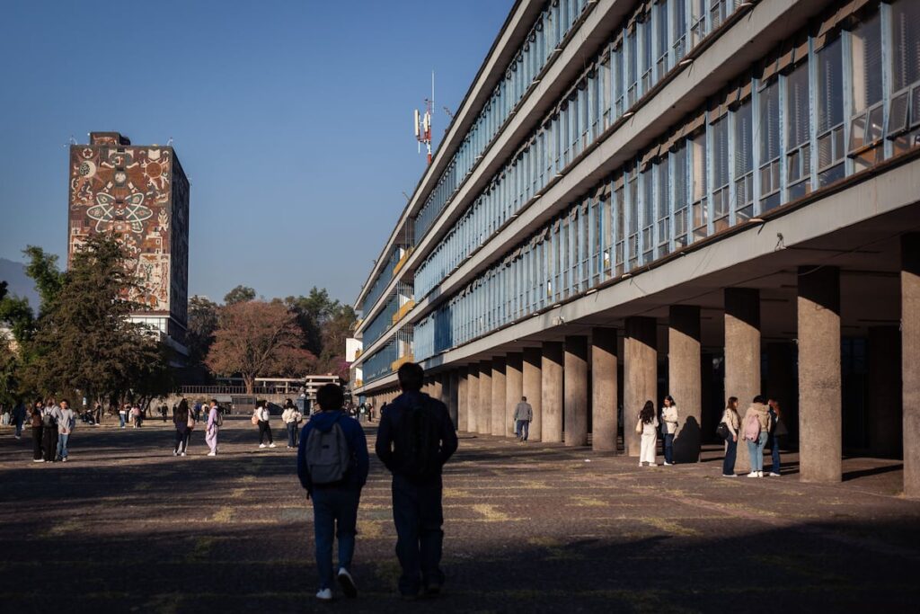 8036b201bf7f4a888fdf3fc9a733fec7