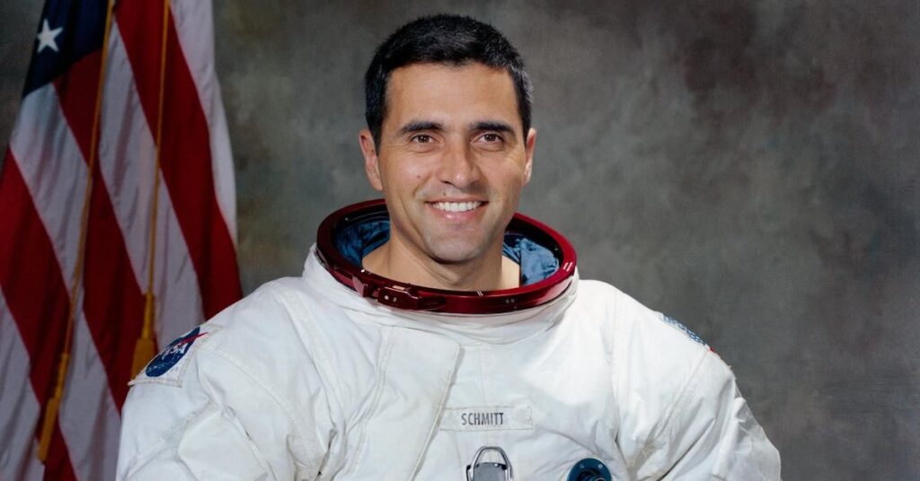 86e3e3da72764636996a24ab5038bc44