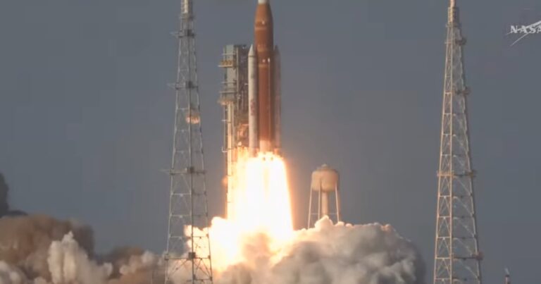 9c1afe7b5d4c4e40b7baeca39c2227e4