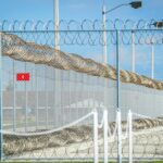 Gobernadora de Nueva Jersey accede a centro migratorio pero no logra hablar con detenidos